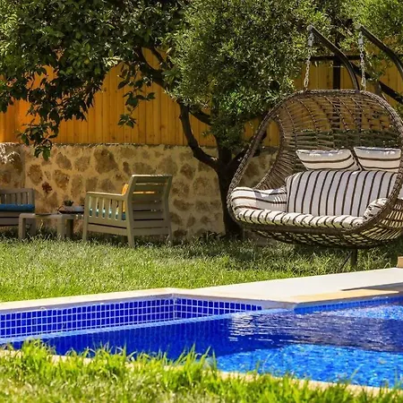 Hotel Flower Goekce / Kalkan