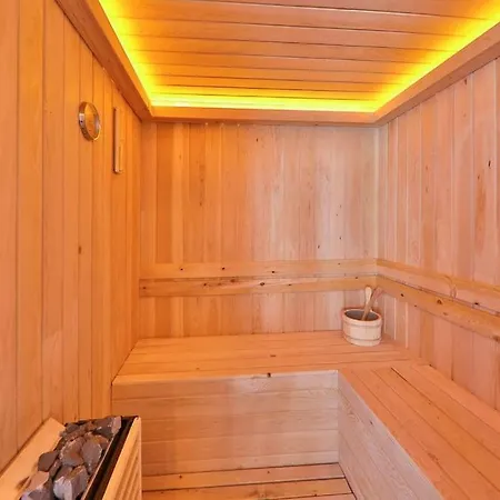 Flower Goekce / Kalkan Hotell 4*